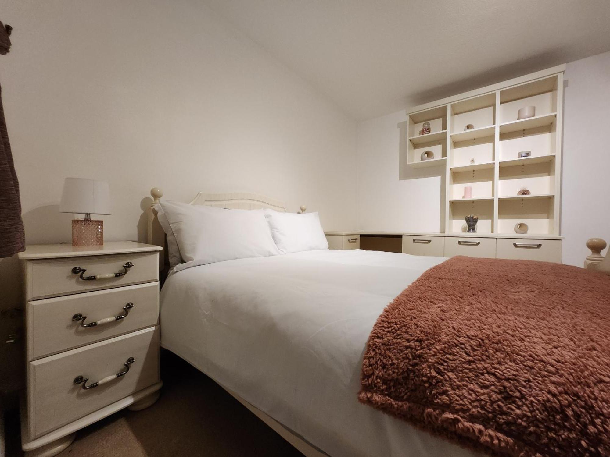 Elmdon House With 4 Spacious Bedrooms To Choose Бірмінгем Екстер'єр фото